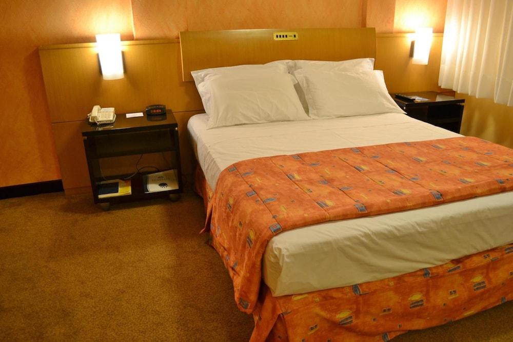Itatiaia Hotel Passo Fundo Eksteriør billede