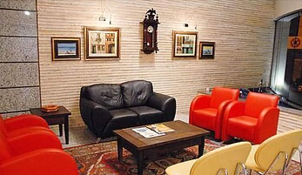 Itatiaia Hotel Passo Fundo Eksteriør billede